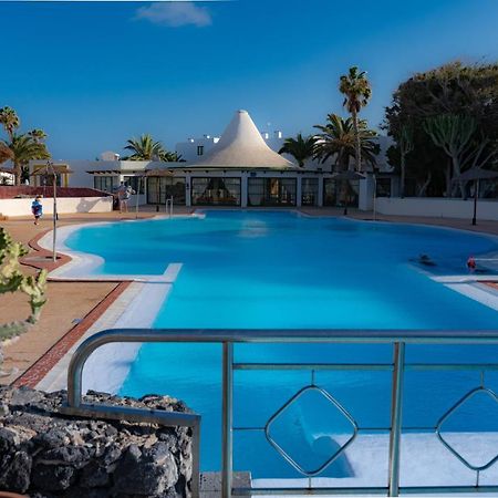 Beautiful Studio On The Seafront Costa Teguise Buitenkant foto