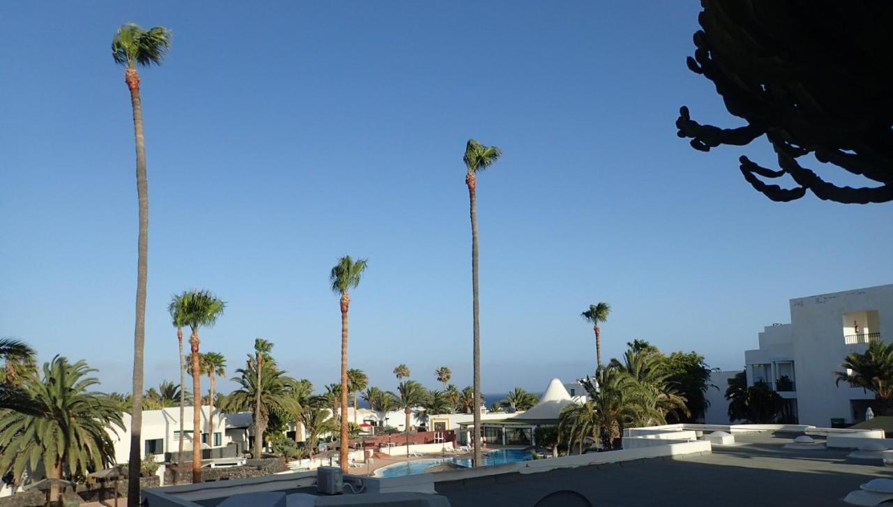 Beautiful Studio On The Seafront Costa Teguise Buitenkant foto